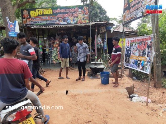 கோம்பாவில் இளைஞர்களால் முள்ளிவாய்க்கால் கஞ்சி வழங்கும் நிகழ்வுகள் எழுச்சிகரமாக முன்னெடுப்பு! samugammedia 